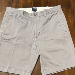 J. Crew Men's Grey Flat Front Shorts 31”